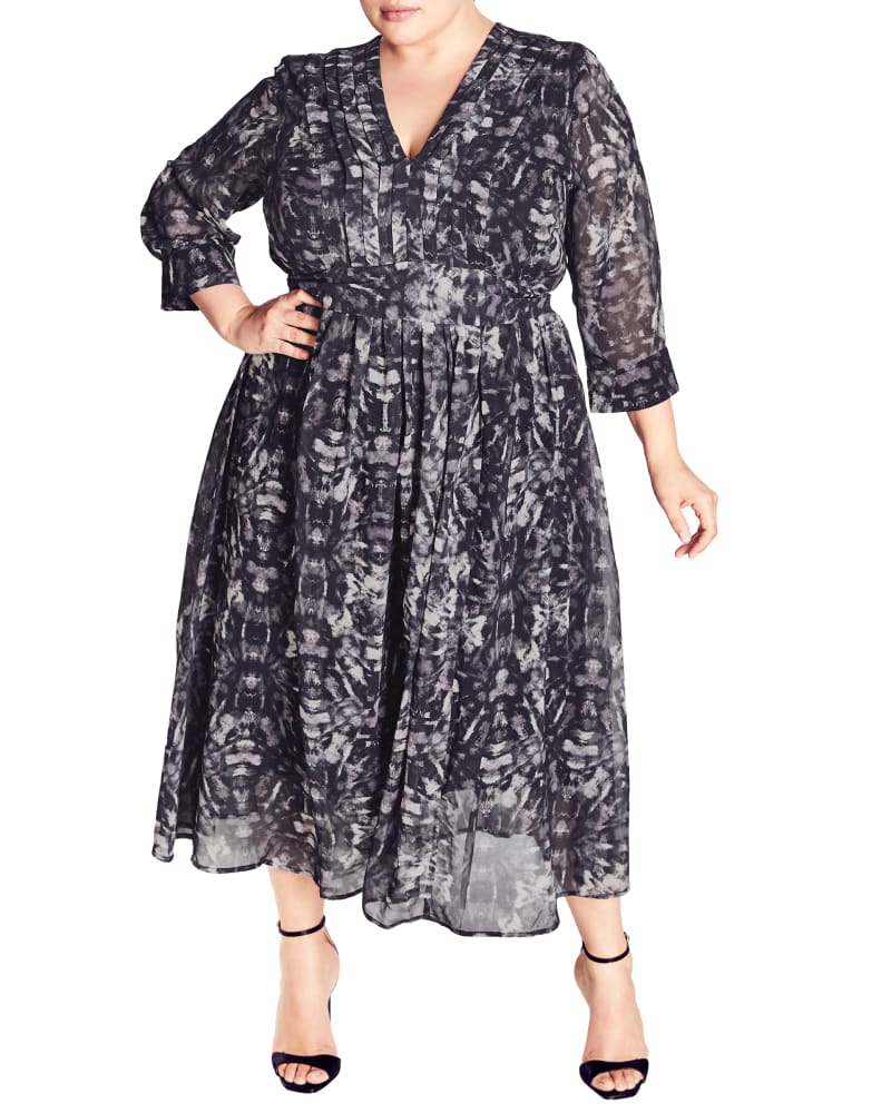 Front of a model wearing a size 18 DRESS AFTER DARK PRT in After Dark by Arna York. | dia_product_style_image_id:303026